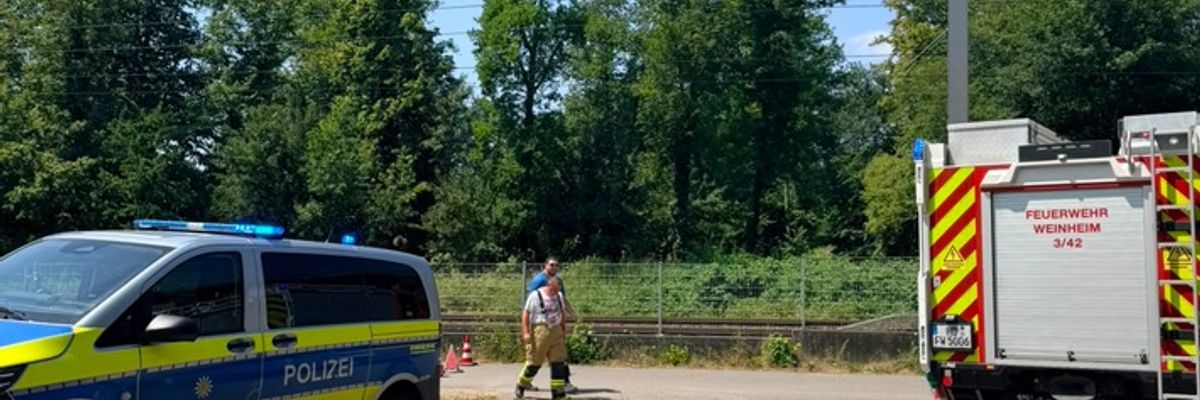 FW Weinheim: PM3: Feuerwehr Weinheim auch am Sonntag im Dauereinsatz. Hitze, Stromausfall und zahlreiche Alarmierungen fordern Einsatzkräfte am Sonntag.