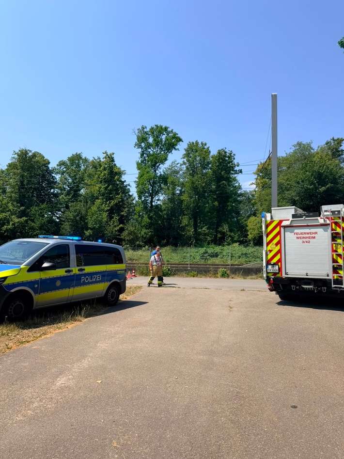 FW Weinheim: PM3: Feuerwehr Weinheim auch am Sonntag im Dauereinsatz. Hitze, Stromausfall und zahlreiche Alarmierungen fordern Einsatzkräfte am Sonntag.