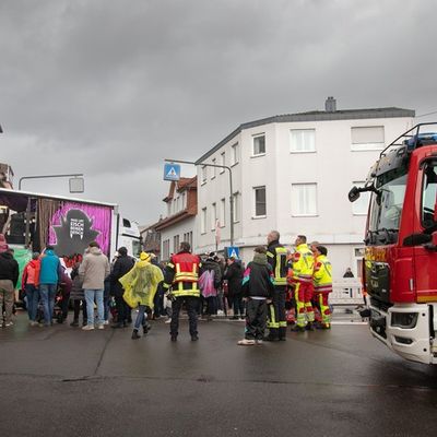 FW LK Neunkirchen: Neunkircher Feuerwehr auch an Rosenmontag im Einsatz