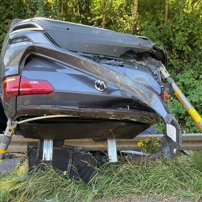 FW-DO: Verkehrsunfall mit eingeklemmter Person - B236 Richtung Schwerte voll gesperrt