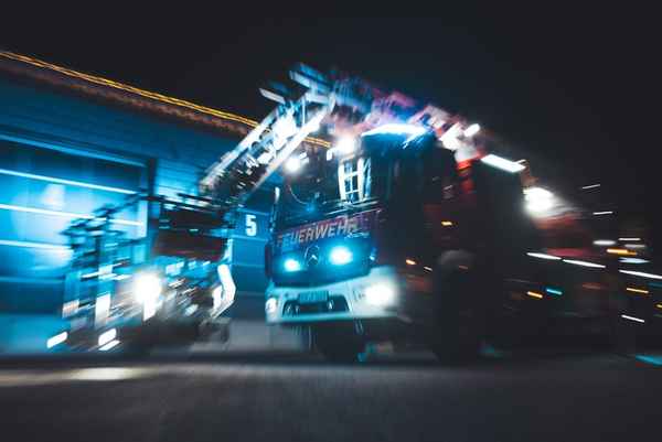 FFW Schwalmtal: Feuerwehr verhindert Brandausbreitung