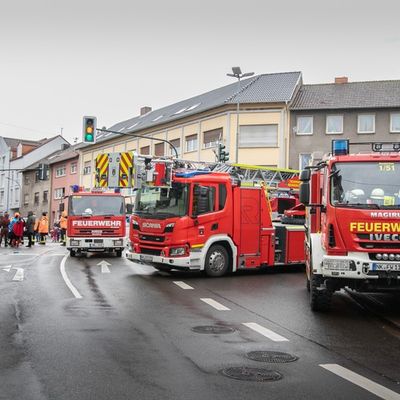 FW LK Neunkirchen: Neunkircher Feuerwehr auch an Rosenmontag im Einsatz