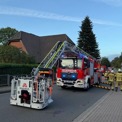 FW-SE: Alarmübung: Mehrere Personen vermisst- Gemeinsame Übung von Feuerwehr und Rettungsdienst