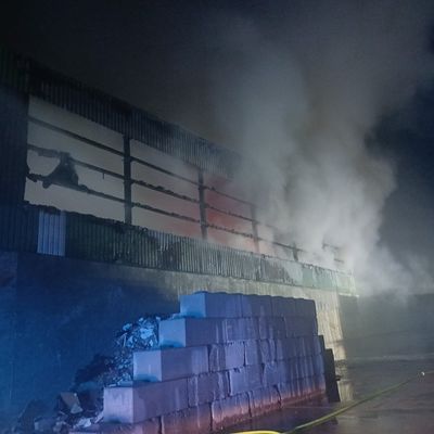 FW-EN: Erstmeldung! - Feuerwehr Herdecke seit 00:28 Uhr im Großeinsatz