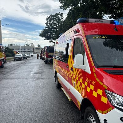 FW-SE: Feuer im Dachbereich einer Industriehalle