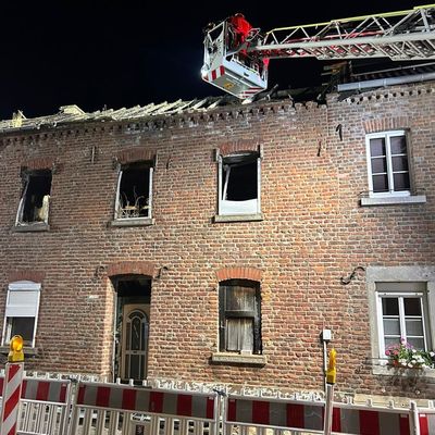 FW Gangelt: Drohender Einsturz an Brandruine