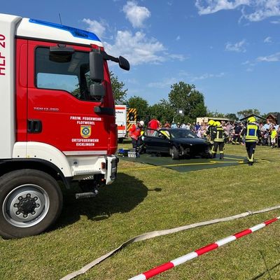 FW Flotwedel: 90 Jahre Ortsfeuerwehr und 60 Jahre Jugendfeuerwehr - Offensen feiert Jubiläum
