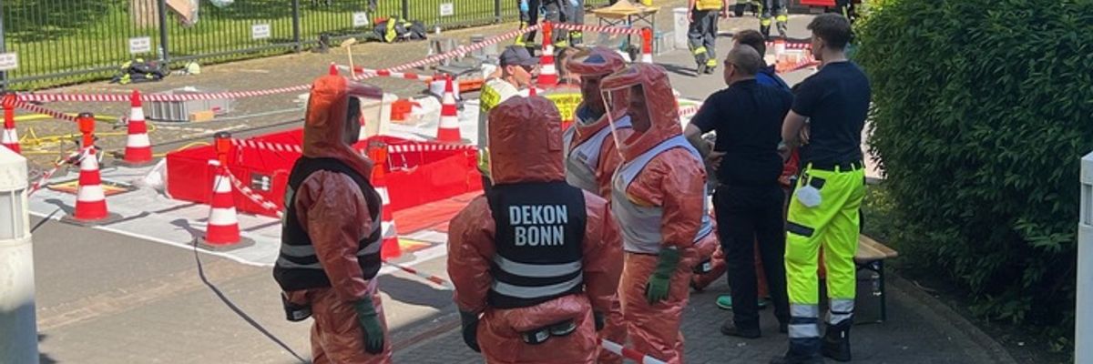 FW-BN: Verdächtige Briefsendung in Poststelle - Großeinsatz der Feuerwehr im Stadtteil Hochkreuz.