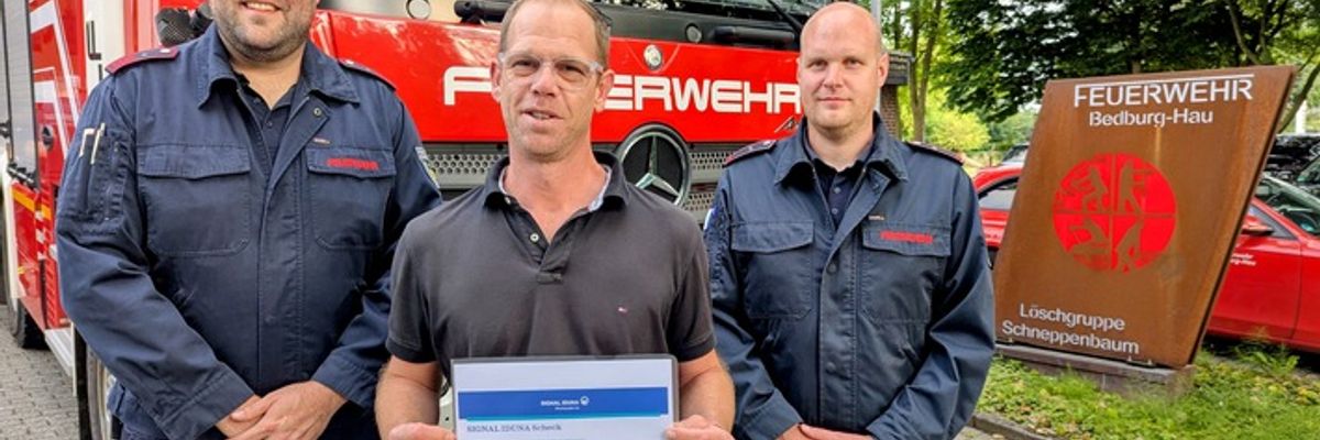 FW-KLE: Dauerspende für die Freiwillige Feuerwehr Bedburg-Hau: Dirk Peekel unterstützt ehrenamtliches Engagement