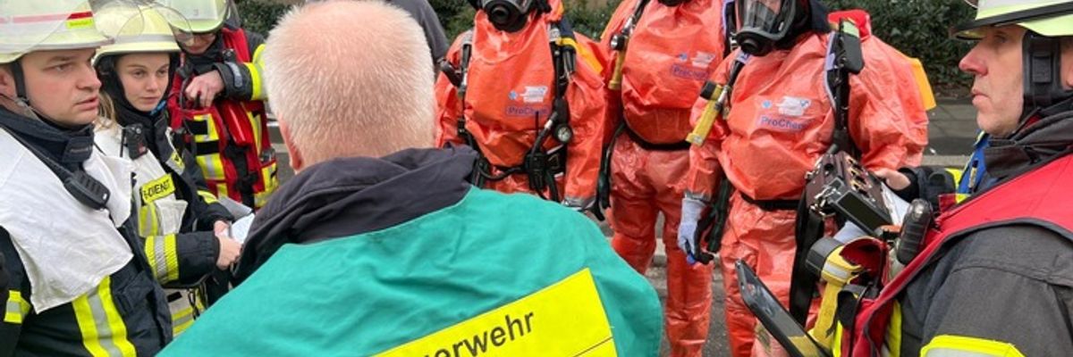 FW-BN: Reinigungsmittel sorgt für Feuerwehreinsatz in einer Bonner Tiefgarage