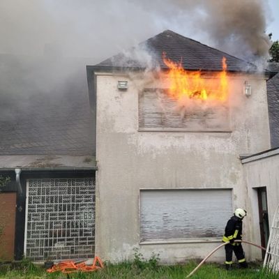 FW-EN: Brand in Gebäude in Niedersprockhövel