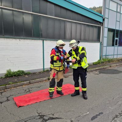 FW-PL: Interkommunale Übung. Löschzug Stadtmitte Werdohl und Löschgruppe Ohle Plettenberg trainieren gemeinsam