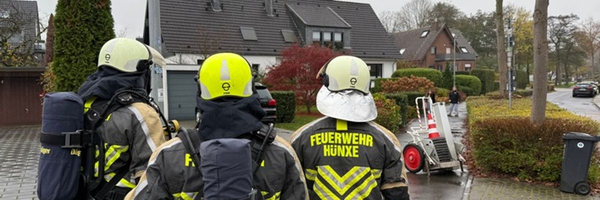 FW Hünxe: Brand im Keller - Heimrauchmelder verhindert Schlimmeres