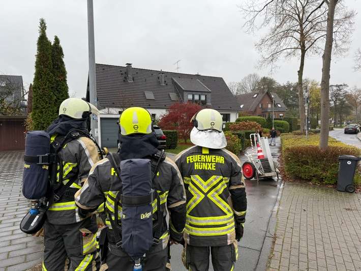 FW Hünxe: Brand im Keller - Heimrauchmelder verhindert Schlimmeres