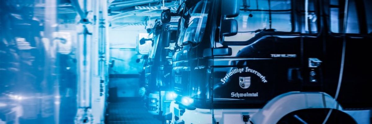 FFW Schwalmtal: Verkehrsunfall auf der BAB 52 - Zwei Personen verletzt