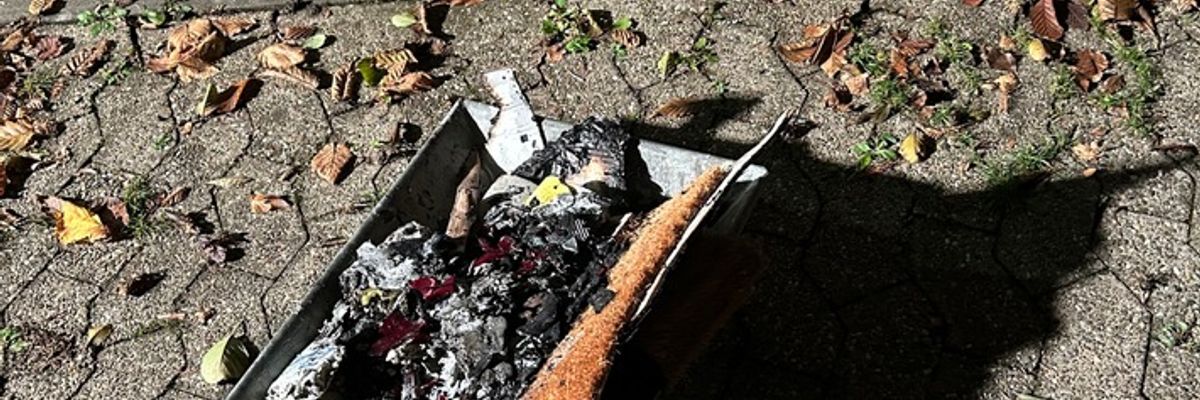 FW Ratingen: Wohnungsbrand in Souterrain Wohnung in Breitscheid