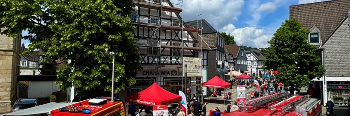 FW-EN: Einladung an die Presse: 150 Jahre Feuerwehr Herdecke - Blaulichttag auf dem Bleichstein am kommenden Samstag