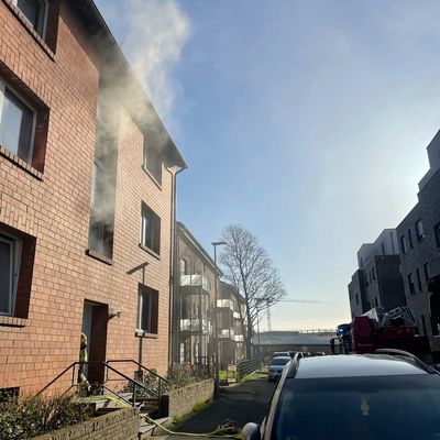 FW-KLE: Kellerbrand in Mehrfamilienhaus