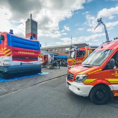 Feuerwehr MTK: Feuerwehren laden zu drei Veranstaltungen im September ein: Sommerfest in Okriftel sowie Oktoberfest und Tag der offenen Tür in Hattersheim