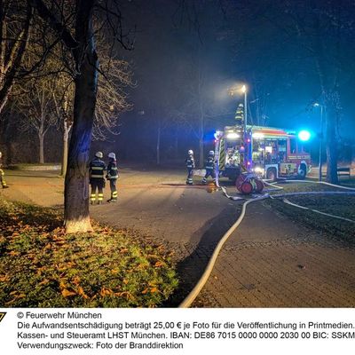 FW-M: Mehrere Brandeinsätze in der Nacht (Stadtgebiet)