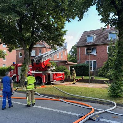 FW-SE: Wohnungsbrand mit verletzter Person in Bad Bramstedt