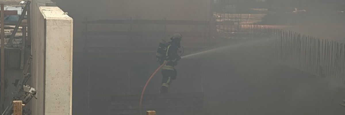 FW-DO: Feuer auf einer Tiefgaragenbaustelle - starke Rauchbelästigung in der östlichen Innenstadt
