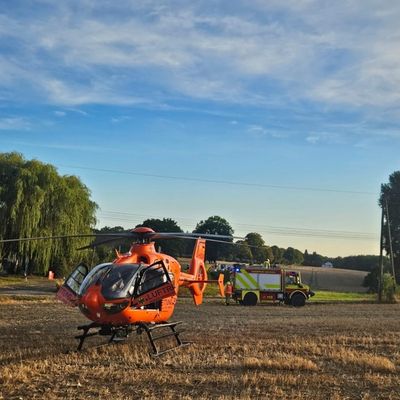 FW Ratingen: Schwerer Verkehrsunfall auf Essener Straße