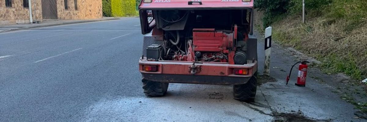 FW-EN: Traktor brennt