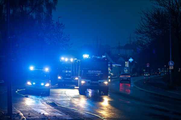 FW-MK: Brand in Wohnhaus an der Baarstraße