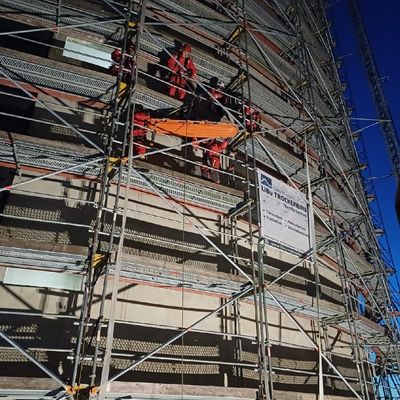 FW Konstanz: Gemeinsame Übung der Absturzsicherung und Höhenrettung