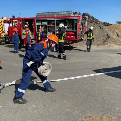 FW Lehrte: Erfolgreicher Ausbildungsnachmittag der Stadtjugendfeuerwehr Lehrte