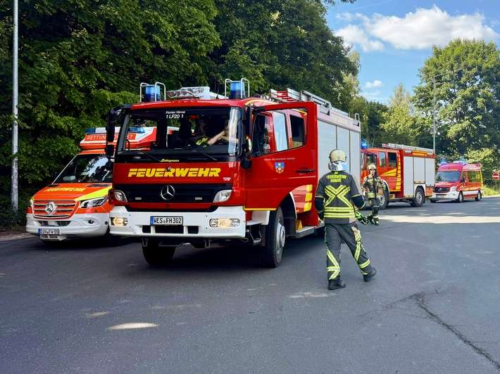 FW Hünxe: Kind in Pkw eingeschlossen