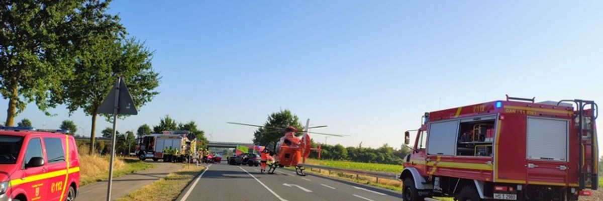 FW Gangelt: Schwerer Verkehrsunfall auf K17 bei Vinteln
