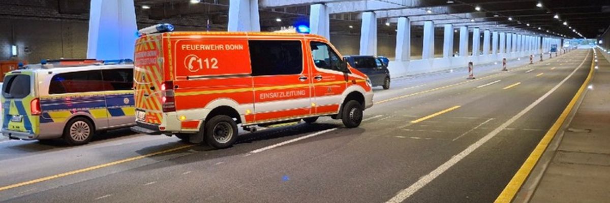 FW-BN: Rauchentwicklung im Straßentunnel