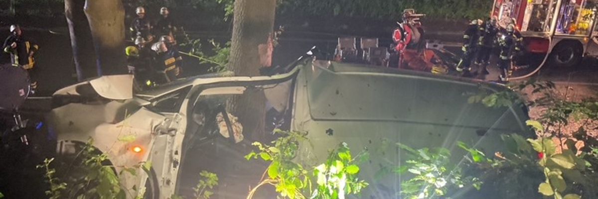 FW-DO: Verkehrsunfall in Lütgendortmund / Menschenrettung in herausfordernder Lage