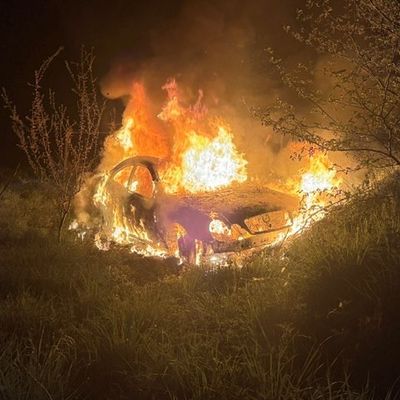 FW-PL: Ortsteil Köbbinghauser Hammer - PKW löst Flächenbrand aus