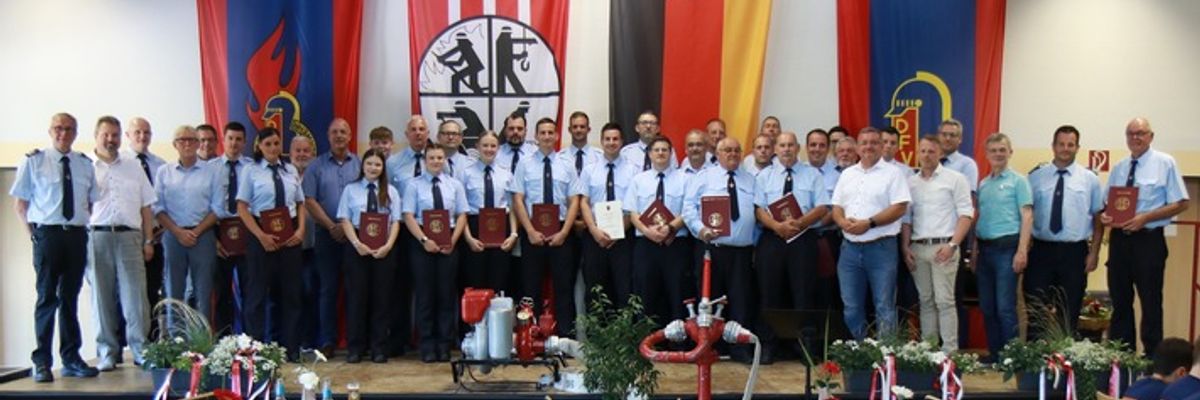 FW VG Asbach: Feuerwehren der Verbandsgemeinde Asbach kamen zum VG-Feuerwehrtag zusammen