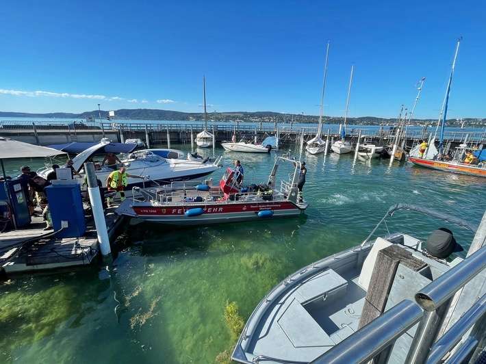 FW Konstanz: Einsatzreicher Tag für die Feuerwehr Konstanz