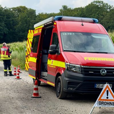 FW-OLL: UAV-Einheiten üben in Huntlosen die Zusammenarbeit - vier Drohnen gleichzeitig in der Luft