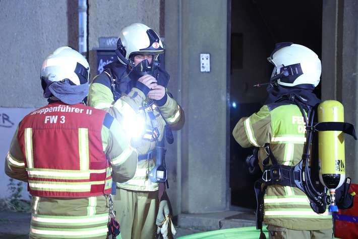 FW Dresden: Zwei Kellerbrände innerhalb von 24 Stunden im selben Wohngebäude