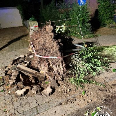 FW Neukirchen-Vluyn: Nach Hitzewelle: Gewitterfront löst Vollalarm bei der Feuerwehr Neukirchen-Vluyn aus
