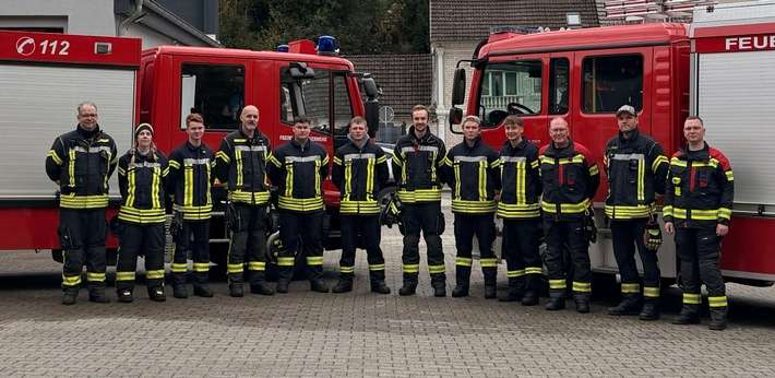 FW Beverungen: Neun neue Maschinisten stärken die Feuerwehr Beverungen