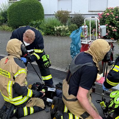 FW-PL: Ortsteil Stadtmitte - Brand in Küche