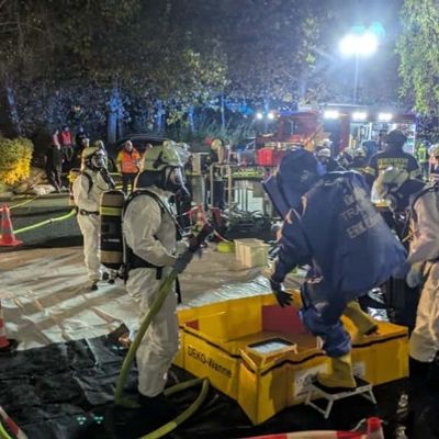 FW-EN: Gefahrgutübung in Industriebetrieb - erfolgreiche Zusammenarbeit aller Einsatzkräfte
