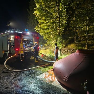 FW Kreis Soest: Waldbrand am Möhnesee / Einsatzkräfte auch an Tag drei im Einsatz