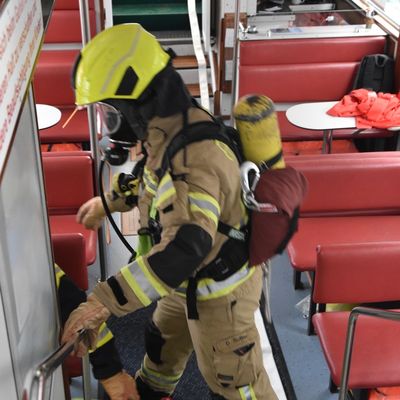 FW Konstanz: Übung auf dem Bodensee - Brand auf einem Fahrgastschiff