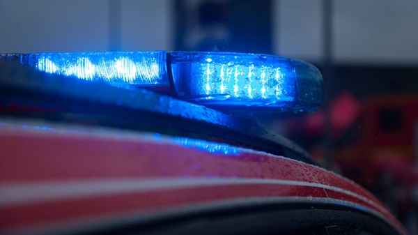 FW-MH: Feuer im alten VHS-Gebäude