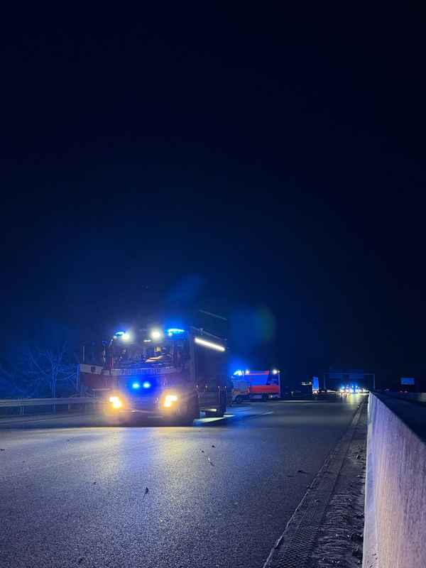 FW-NE: Verkehrsunfall auf der A46 | Rettungshubschrauber im Einsatz