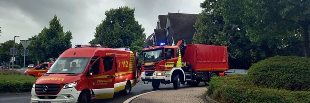 FW-EN: Dieselspur durch Herdecke: Feuerwehr im Einsatz - Erstversorgung an Bushaltestelle