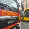FW Dresden: Verkehrsunfall zwischen einer Straßenbahn und einem Linienbus der Dresdner Verkehrsbetriebe - mehrere Verletzte